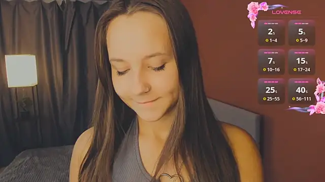 Snapshot of day_may chatting on October 22, 2025, 3:44 pm day may online show from October 22, 2025, 3:44 pm