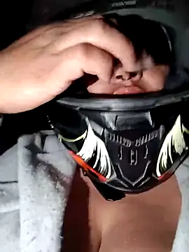 -Mia1 online show from September 13, 2025, 11:27 pm