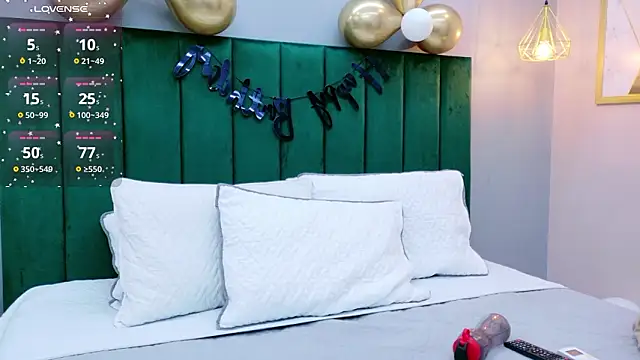 Snapshot of Ashley_Evans22 chatting on February 10, 2026, 8:19 pm Ashley Evans22 online show from February 10, 2026, 8:19 pm