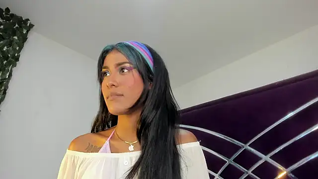 babilett online show from April 3, 2026, 8:59 pm