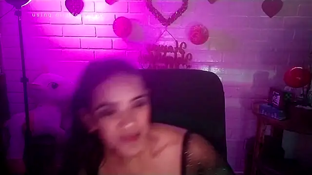 MiiaVelasquez online show from February 6, 2026, 4:52 am