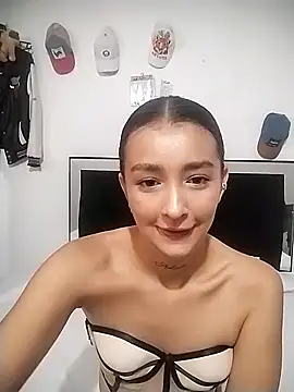 Snapshot of Andry_Miley chatting on September 10, 2025, 3:11 pm Andry Miley online show from September 10, 2025, 3:11 pm