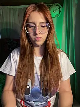 Snapshot of CoraVibes chatting on February 6, 2026, 12:23 pm CoraVibes online show from February 6, 2026, 12:23 pm