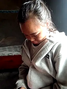 bany-xx online show from November 16, 2025, 7:02 am