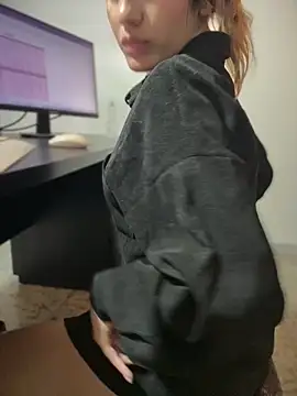 MelissaAlCapone online show from February 3, 2026, 8:25 pm