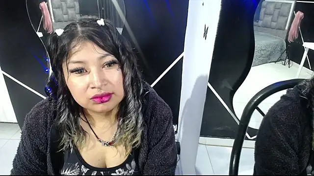 Snapshot of konojan_6 chatting on February 25, 2026, 5:18 am konojan 6 online show from February 25, 2026, 5:18 am