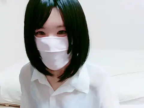 maika chan online show from November 29, 2025, 3:39 am