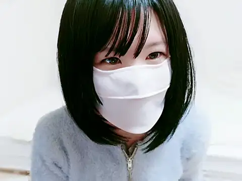 maika chan online show from November 23, 2025, 4:55 am