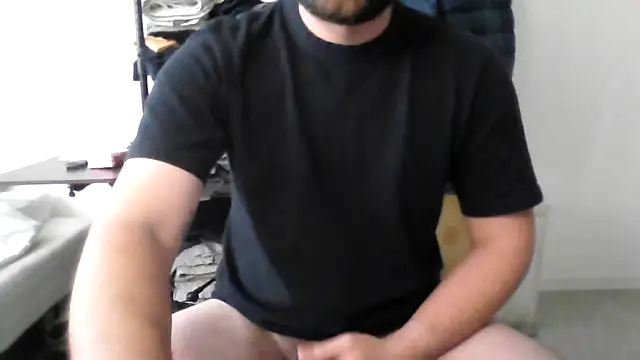 hornyjoe xxx online show from May 11, 2026, 8:38 am