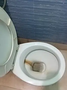 monmohua online show from October 5, 2025, 6:42 pm