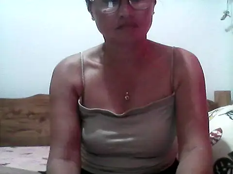 nathalie0045 online show from September 21, 2025, 8:30 am