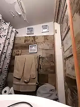 Snapshot of Arce92 chatting on March 28, 2026, 2:56 am Arce92 online show from March 28, 2026, 2:56 am