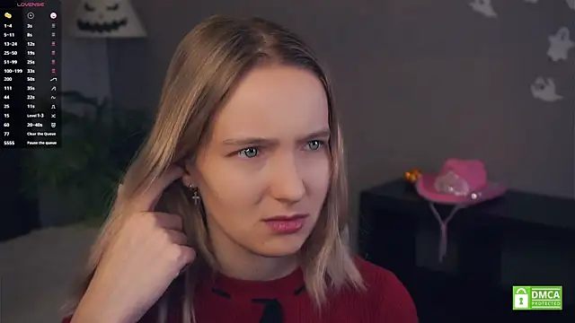 Snapshot of HongTomczak chatting on November 7, 2025, 7:35 am HongTomczak online show from November 7, 2025, 7:35 am