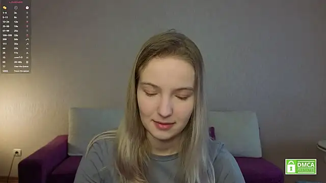 Snapshot of HongTomczak chatting on May 13, 2026, 7:37 am HongTomczak online show from May 13, 2026, 7:37 am