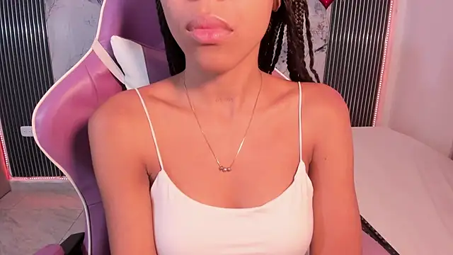 Mia Duarte1 online show from February 19, 2026, 7:33 pm