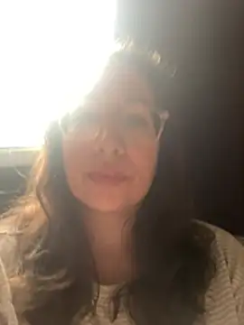 Snapshot of RosaFreya chatting on March 13, 2026, 9:47 am RosaFreya online show from March 13, 2026, 9:47 am