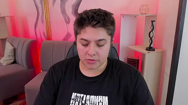 Snapshot of IanGilbert chatting on February 23, 2026, 8:53 pm IanGilbert online show from February 23, 2026, 8:53 pm