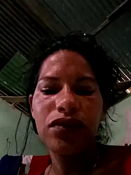 Snapshot of Lagataymoreno chatting on November 24, 2025, 6:41 pm Lagataymoreno online show from November 24, 2025, 6:41 pm