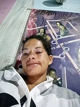 Snapshot of Lagataymoreno chatting on November 27, 2025, 4:24 am Lagataymoreno online show from November 27, 2025, 4:24 am