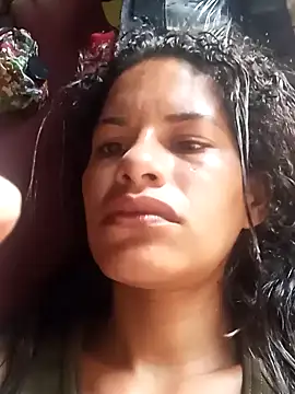 Snapshot of Lagataymoreno chatting on November 7, 2025, 6:01 pm Lagataymoreno online show from November 7, 2025, 6:01 pm