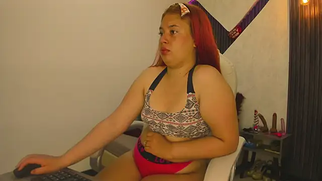 Snapshot of roxana_santini chatting on November 10, 2025, 3:28 pm roxana santini online show from November 10, 2025, 3:28 pm