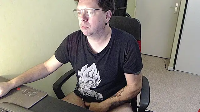 Snapshot of blueandwhite1 chatting on February 7, 2026, 8:22 am blueandwhite1 online show from February 7, 2026, 8:22 am