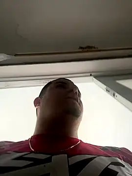 YadielPublic online show from September 10, 2025, 7:02 pm