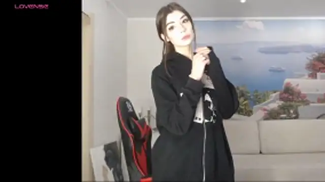 shadowraze228 online show from October 23, 2025, 9:02 pm