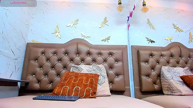 Snapshot of Zoe-Johnson_ chatting on September 10, 2025, 9:36 pm Zoe-Johnson online show from September 10, 2025, 9:36 pm