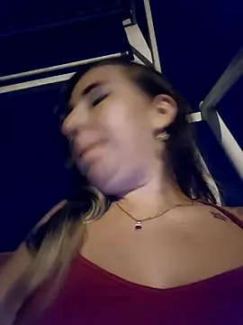 Snapshot of isabella_lovem chatting on April 28, 2026, 4:39 am isabella lovem online show from April 28, 2026, 4:39 am