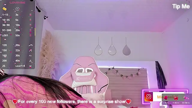 Mia rose 20 online show from October 11, 2025, 12:33 am