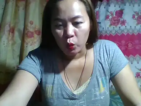 Snapshot of ManilaSunset_Palangga chatting on December 21, 2025, 12:07 pm ManilaSunset Palangga online show from December 21, 2025, 12:07 pm