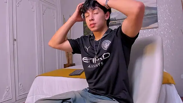 Tyler durten online show from October 29, 2025, 4:11 am