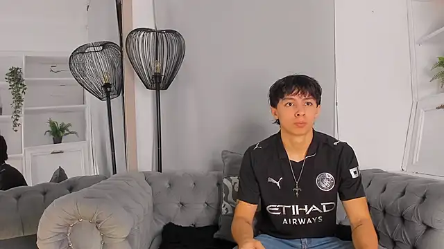 Tyler durten online show from October 17, 2025, 2:59 am