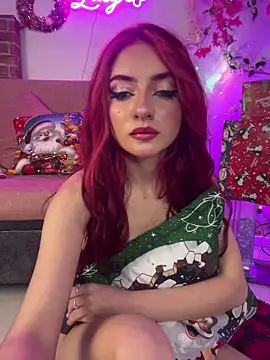 Snapshot of LucyGray chatting on November 28, 2025, 5:07 am LucyGray online show from November 28, 2025, 5:07 am