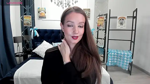 Snapshot of LoraSunnyy chatting on September 19, 2025, 7:56 am LoraSunnyy online show from September 19, 2025, 7:56 am