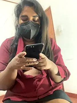 Choco Chuby online show from November 8, 2025, 3:37 pm