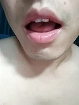 Snapshot of nnnnnan9527 chatting on September 12, 2025, 5:02 pm nnnnnan9527 online show from September 12, 2025, 5:02 pm