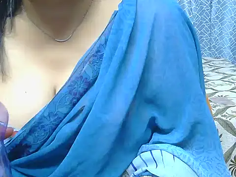 Snapshot of Its-ishikaa chatting on October 19, 2025, 4:37 am Its-ishikaa online show from October 19, 2025, 4:37 am