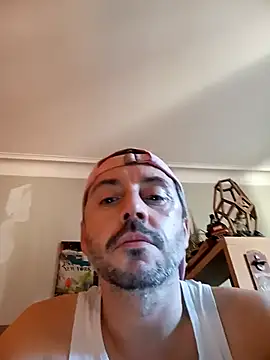 Snapshot of branletteur chatting on September 20, 2025, 6:40 am branletteur online show from September 20, 2025, 6:40 am