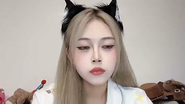 XingKongCOCO-107 online show from October 18, 2025, 10:39 am