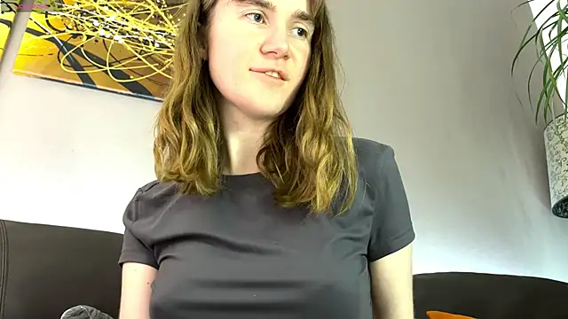 velina   online show from November 8, 2025, 6:55 pm