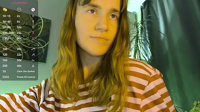 velina   online show from January 11, 2026, 3:08 pm