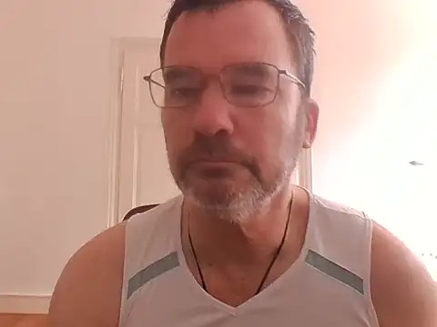 stallionrider88 online show from April 18, 2026, 11:01 am