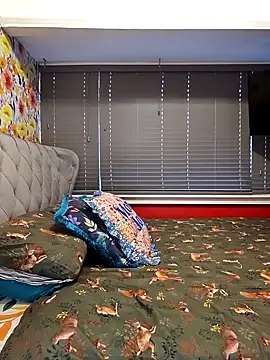 Snapshot of Filthymaddymilfy25 chatting on January 12, 2026, 9:27 am Filthymaddymilfy25 online show from January 12, 2026, 9:27 am