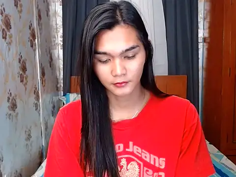 Snapshot of lady_in_moon chatting on October 27, 2025, 8:15 am lady in moon online show from October 27, 2025, 8:15 am