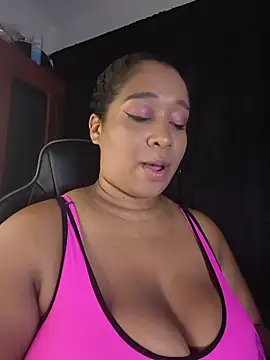 Snapshot of Yera_brown69 chatting on April 24, 2026, 2:02 am Yera brown69 online show from April 24, 2026, 2:02 am