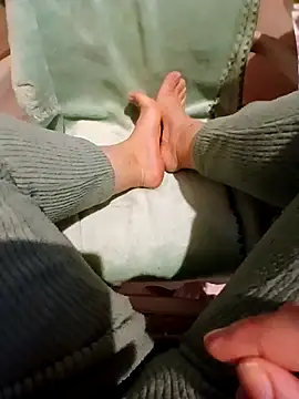 Snapshot of sexy_love997 chatting on November 19, 2025, 9:26 pm sexy love997 online show from November 19, 2025, 9:26 pm