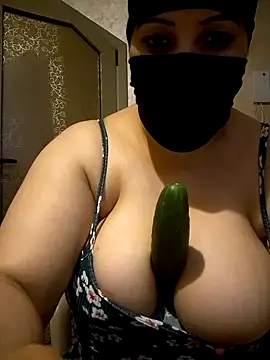 Snapshot of sexy_love997 chatting on October 2, 2025, 12:14 am sexy love997 online show from October 2, 2025, 12:14 am