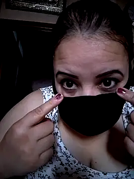 Snapshot of sexy_love997 chatting on October 7, 2025, 7:20 am sexy love997 online show from October 7, 2025, 7:20 am